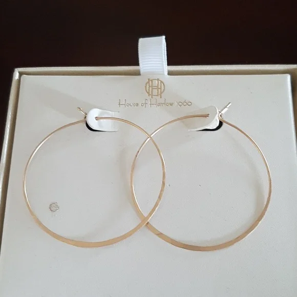 Lot of 7 Pairs Earrings - Picture 2 of 6